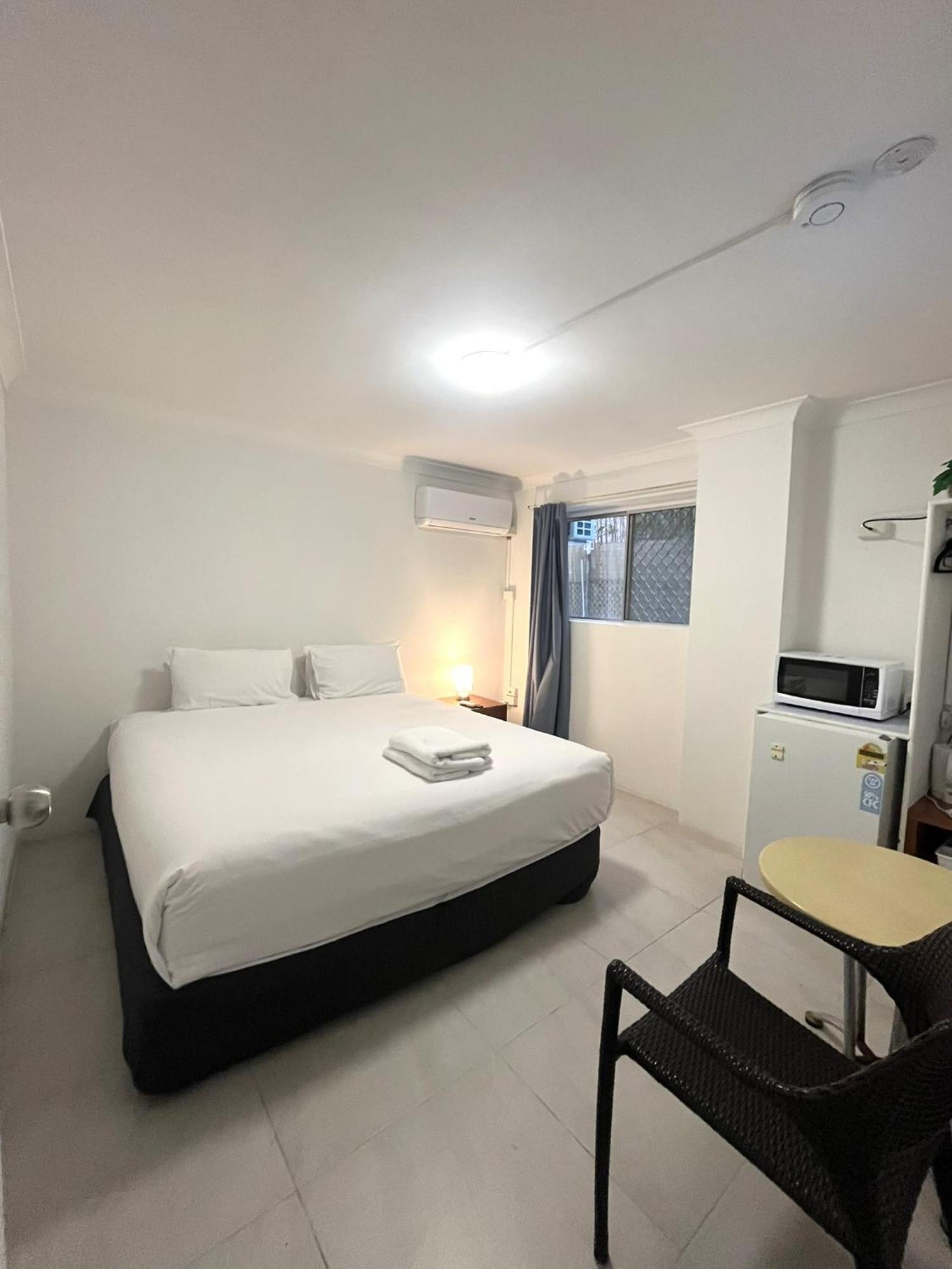 Browns Broadbeach 3* Gold Coast